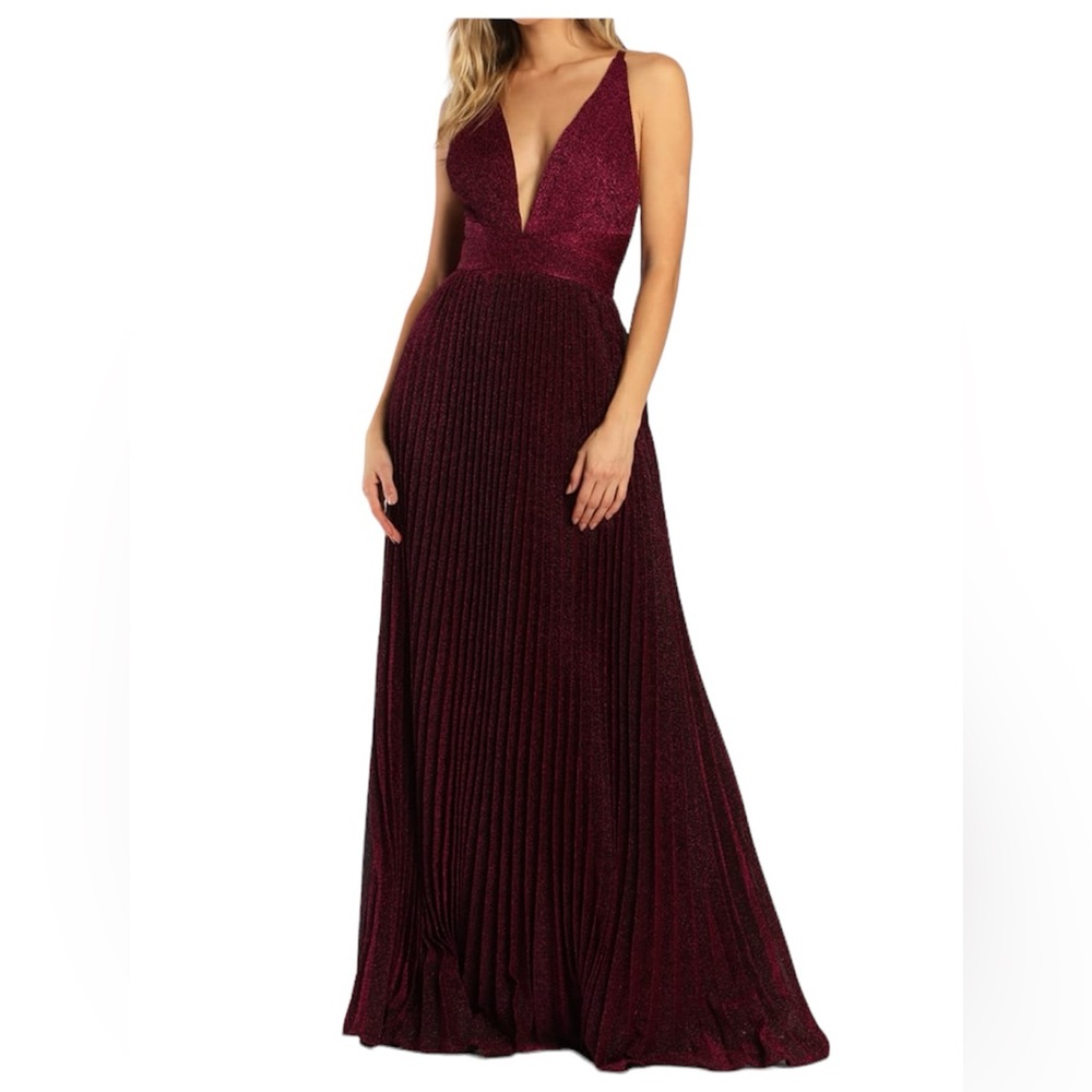 Lulu’s Especially Stunning Magenta Sparkly Pleated Maxi Dress size medium NEW